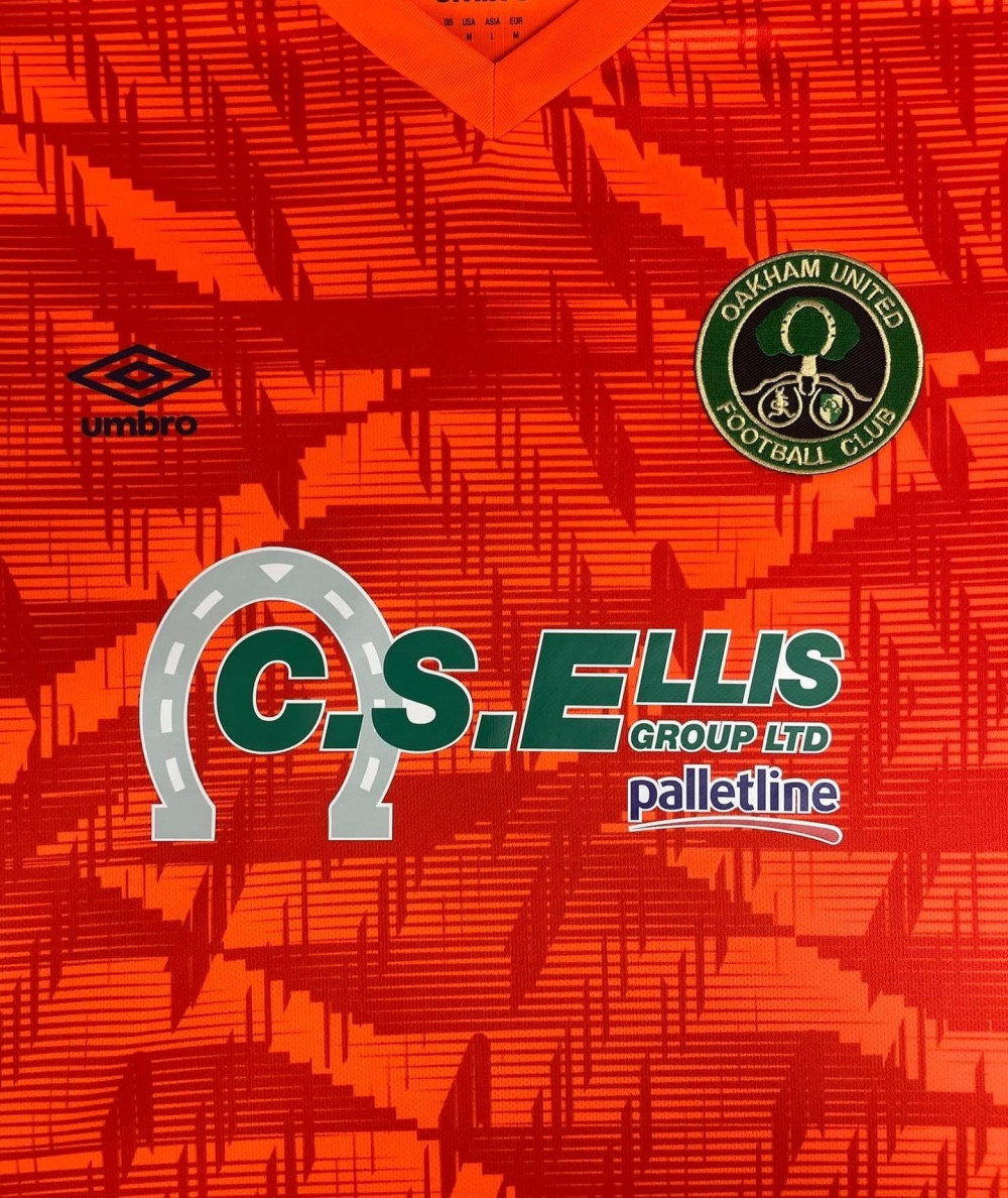 C.S. Ellis sponsorship on the football shirts