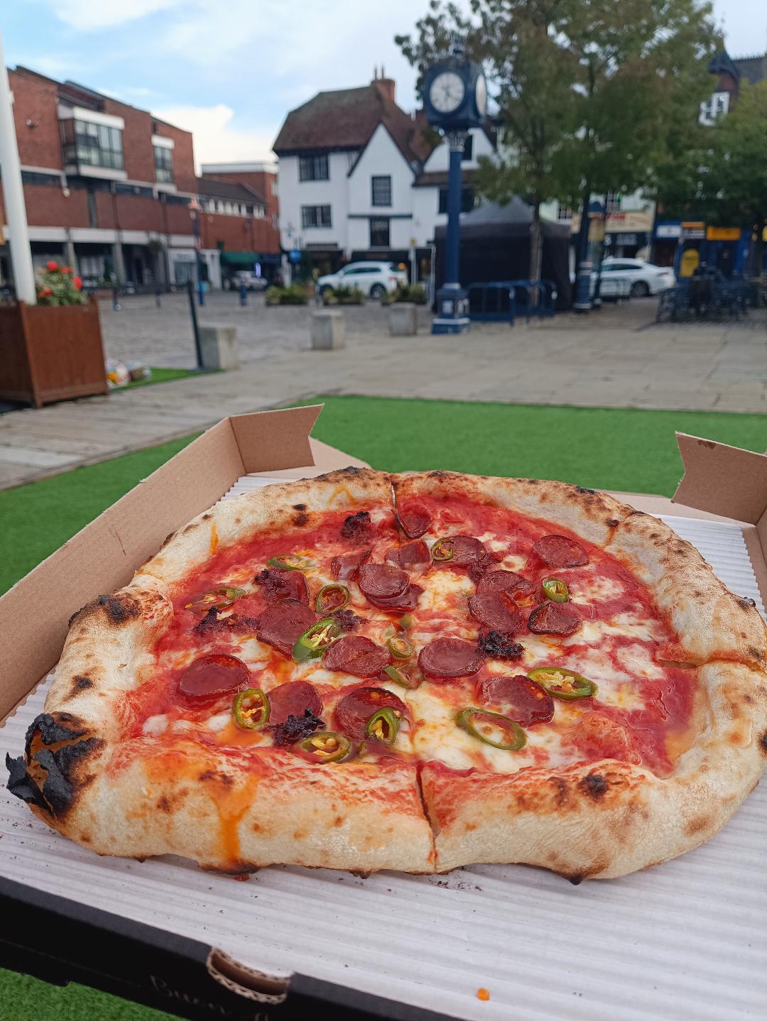 Up Close on acclaimed Hitchin business Sam's Pizza