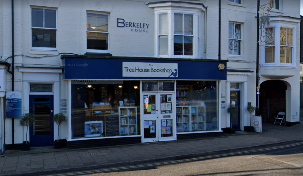 Clive Peacock reviews Will Pound and Jenn Butterworth's performance at Tree House Bookshop (image via google.maps)