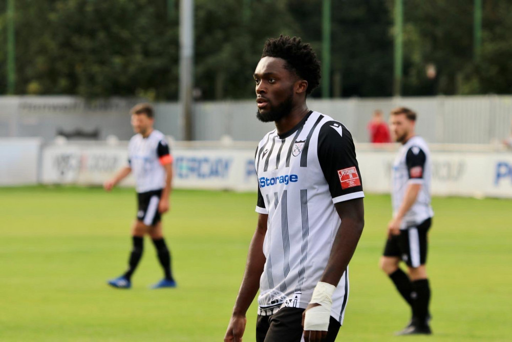 Hanwell Town held to draw by Bracknell. Photo: Hanwell Town.