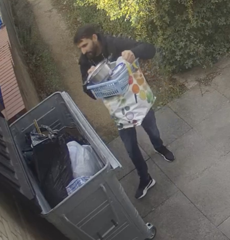 Letchworth: Anti-social fly-tipper brazenly dumps rubbish in Fabio's Gelato's bins but is caught on CCTV