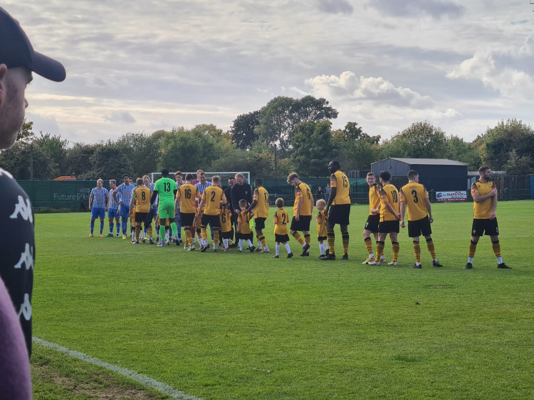 East Thurrock junior players were mascots for this afternoon's match against Hullbridge Sports. 