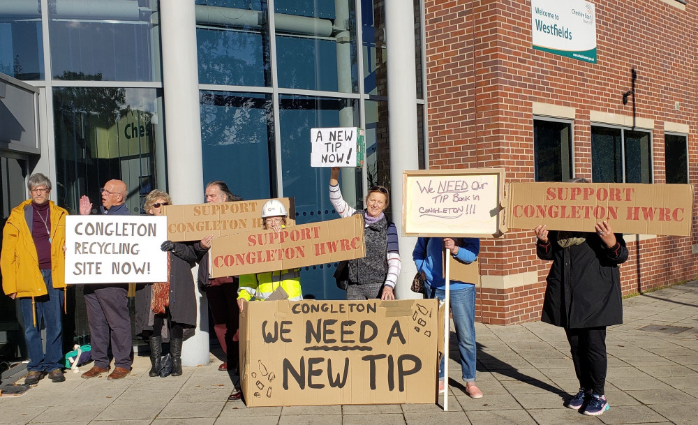 Congleton tip protest outside Cheshire East Council's Sandbach HQ. (Image - Belinda Ryan)