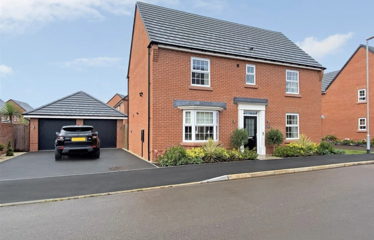 Lose yourself in this gorgeous Congleton Property of the Week, which the estate agent describes as 'perfect'. (Image - Stephenson Browne Congleton)