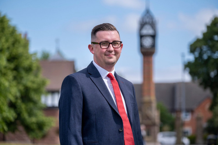 Crewe West Labour councillor, Cllr Connor Naismith, at Queens Park (Crewe Nub News).