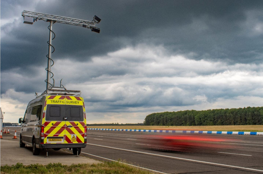 The van uses AI (artificial intelligence) detection equipment to spot drivers on their phones or not wearing a seatbelt (image via Warwickshire Police)