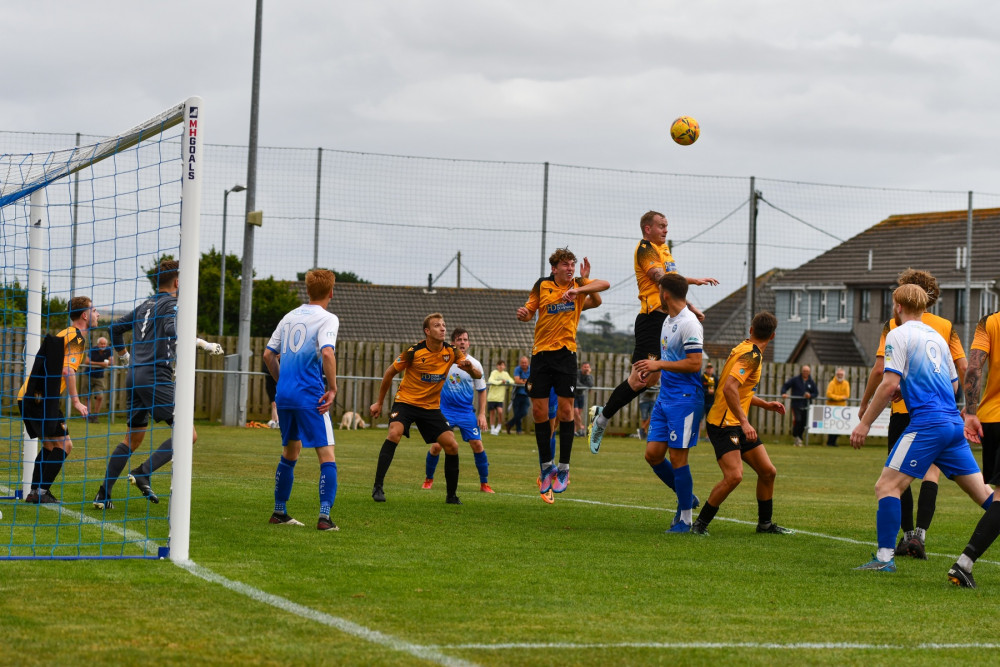 Helston vs Falmouth (credit Falmouth Town) 