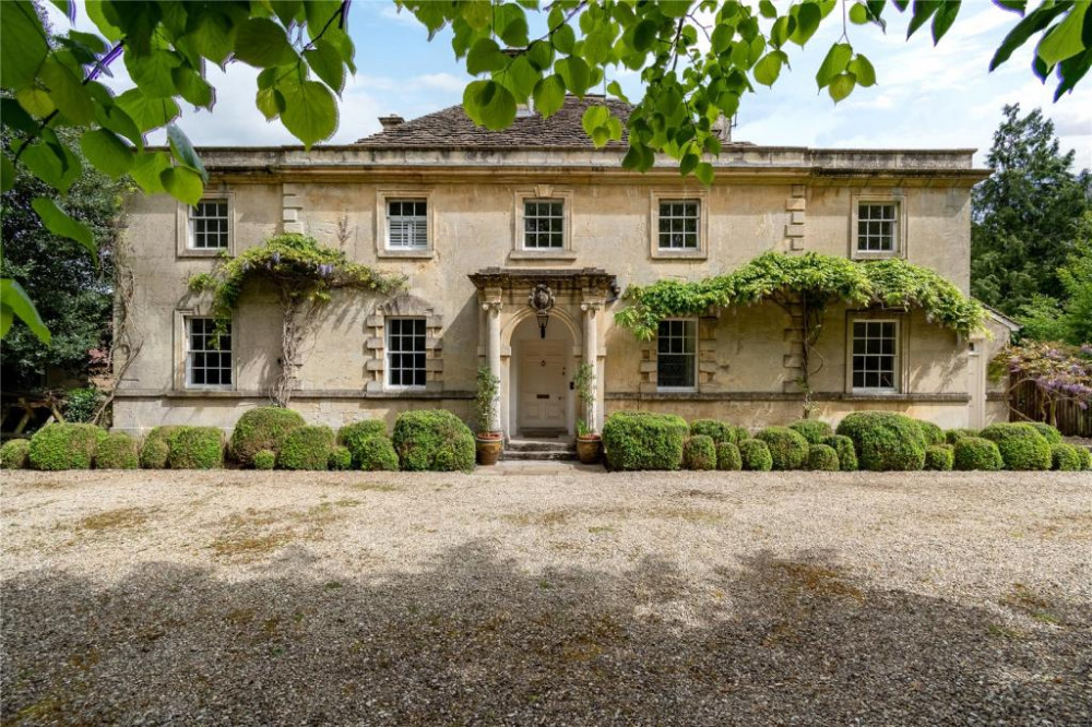 The home - as you might expect - also has its own chapel