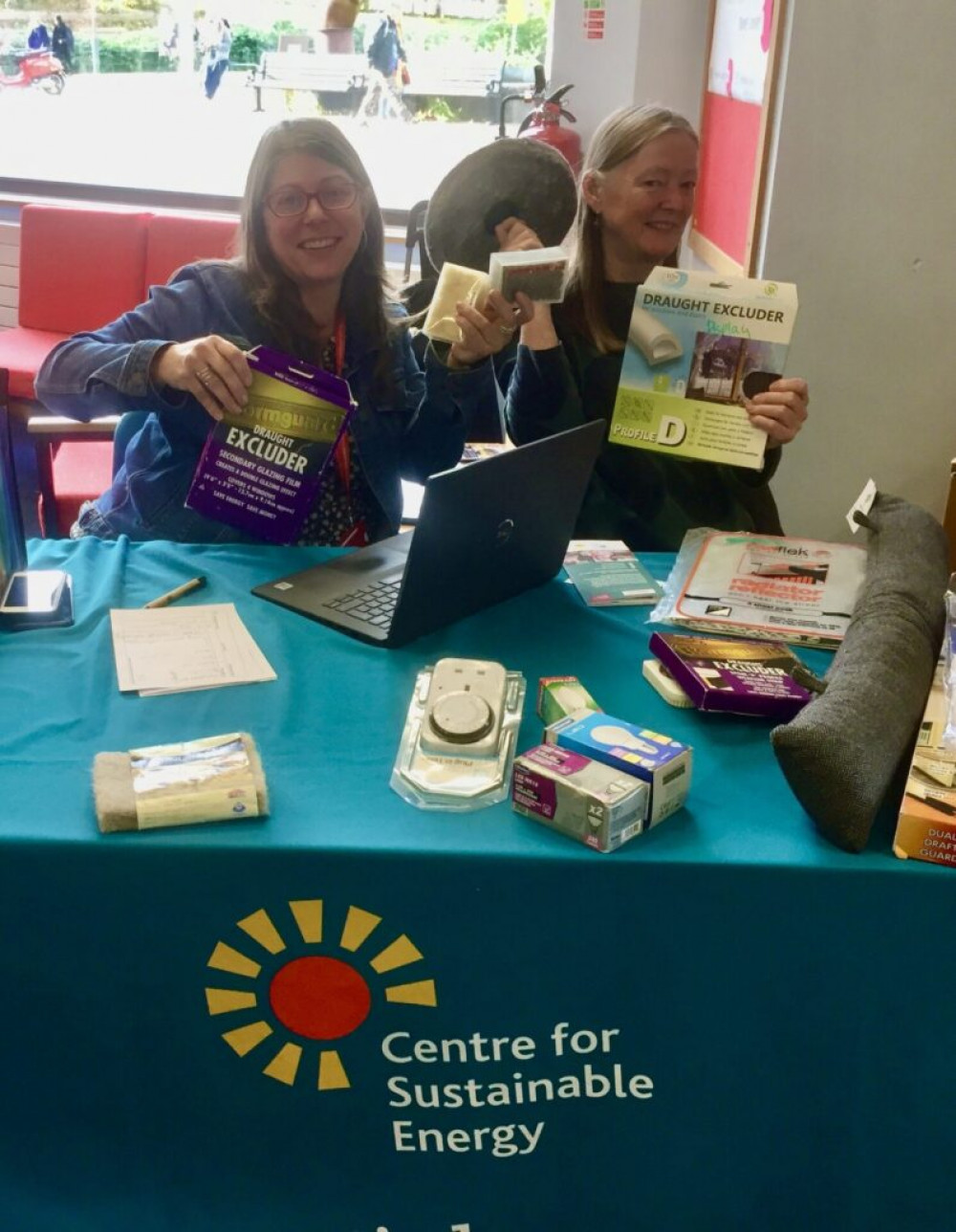 Deb from CSE and Sarah an FTC Energy Advisor Volunteer at the Library drop in session