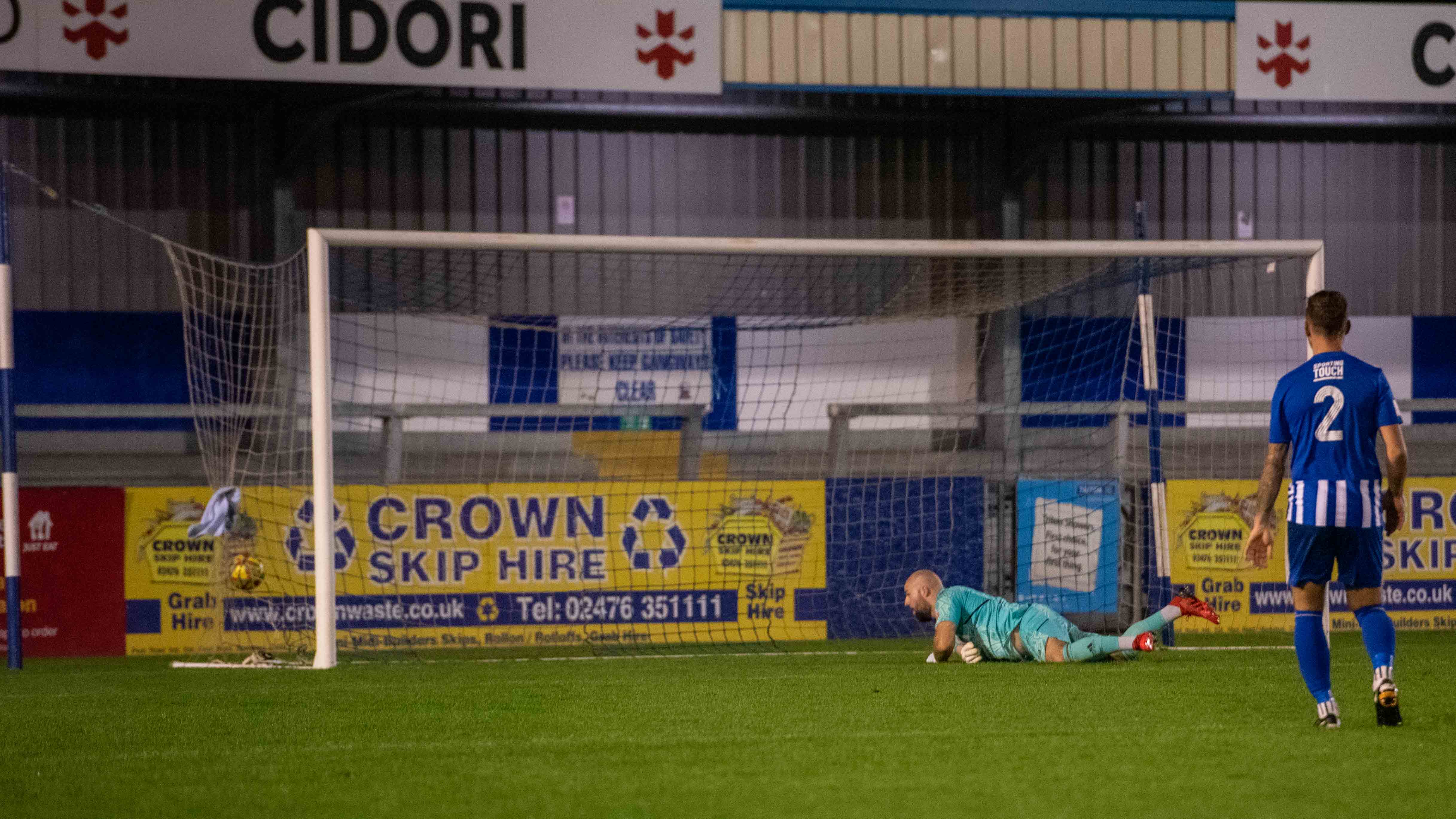 Nuneaton 1-1 Hitchin Town: Canaries soar to land point at high-flying Borough - Read Pipeman's report - pictures by Peter Else