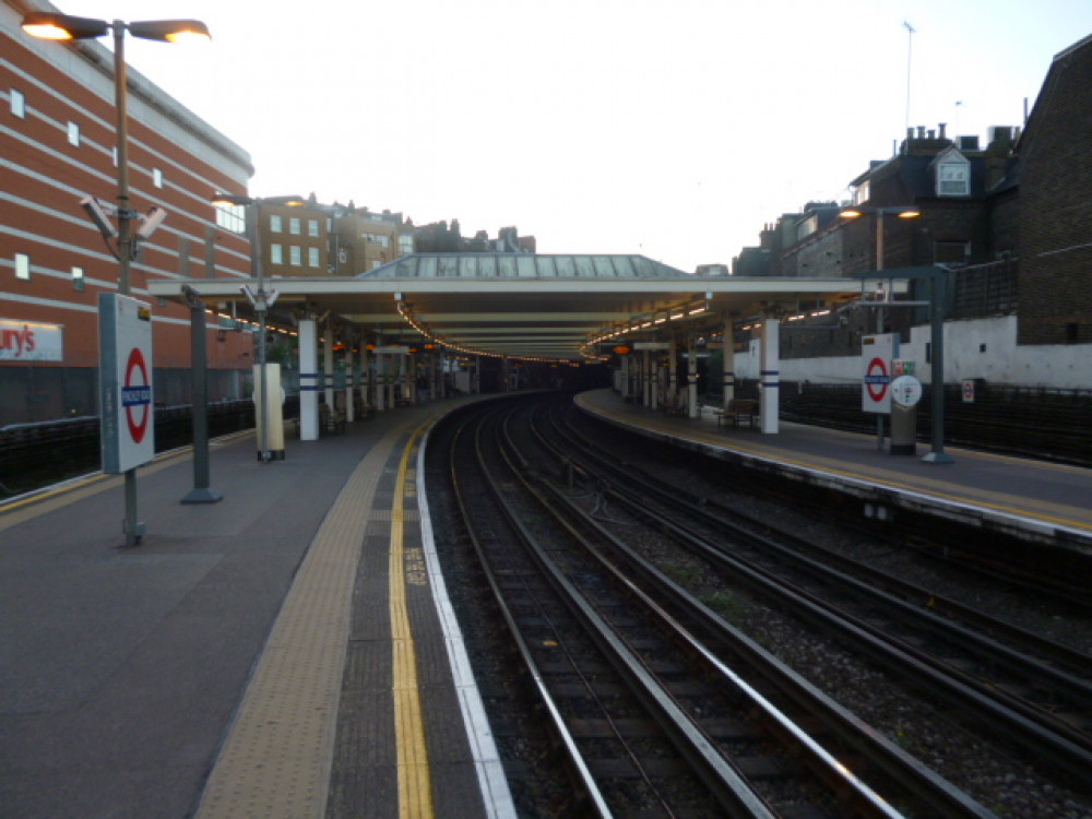 Finchley Road Tube Station