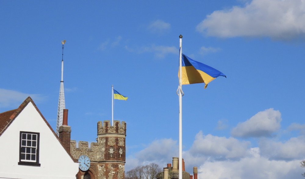 Can you house a Ukrainian in Hitchin - find out more. PICTURE: The Ukraine flag flies proudly over Hitchin Market Square. CREDIT: @HitchinNubNews  