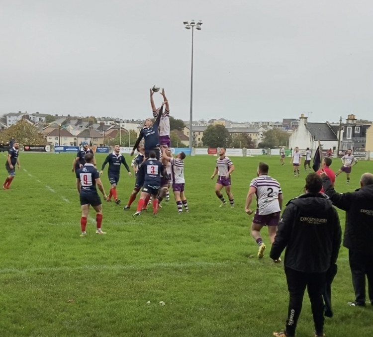 A line-out (Exmouth RFC)