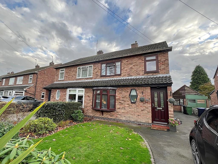 three-bed detached home on Blackthorn Road currently on the market for £449,950