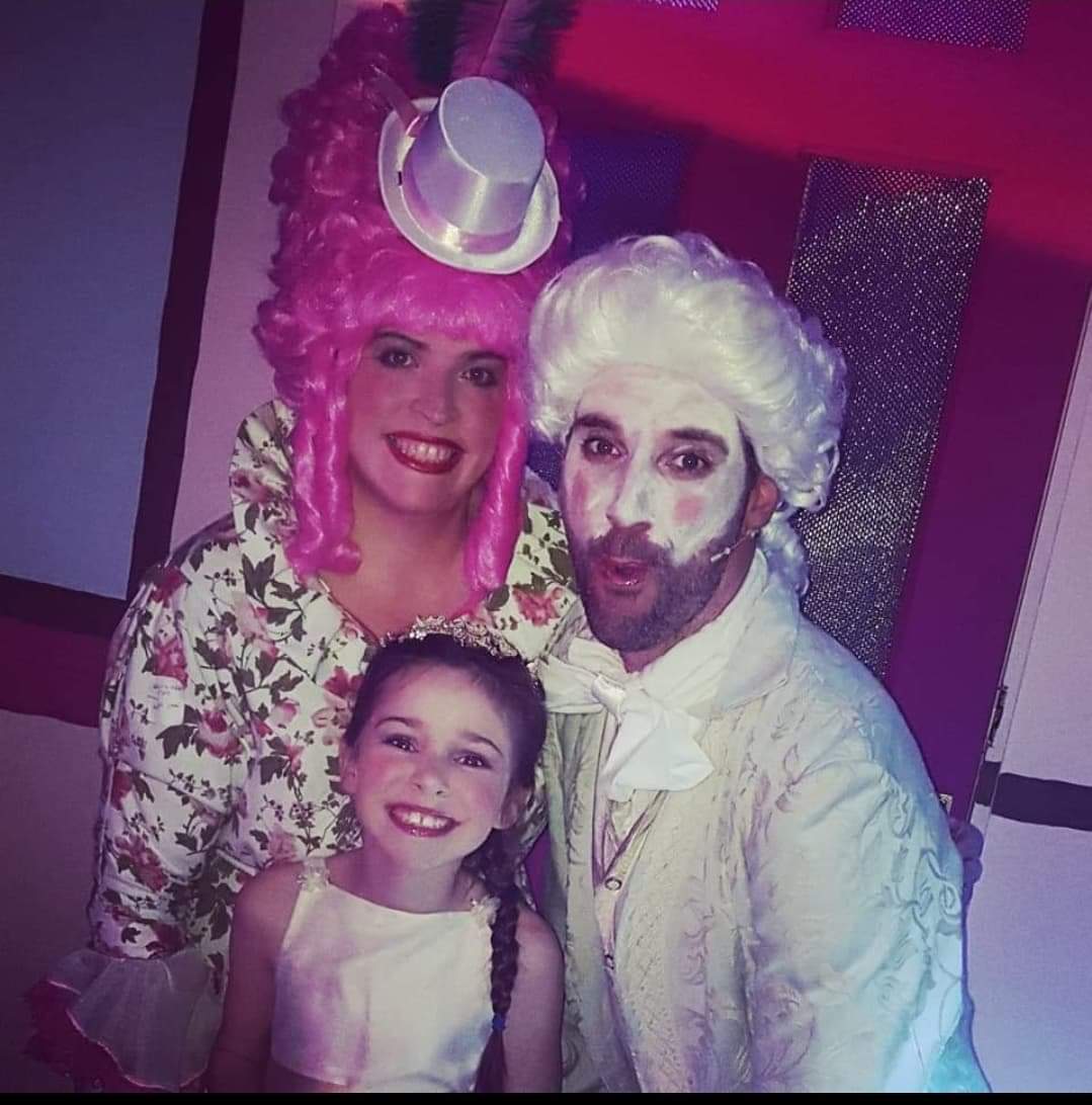 Katy Edwards with her parents Laura and Darren in PODS production of Beauty and the Beast 