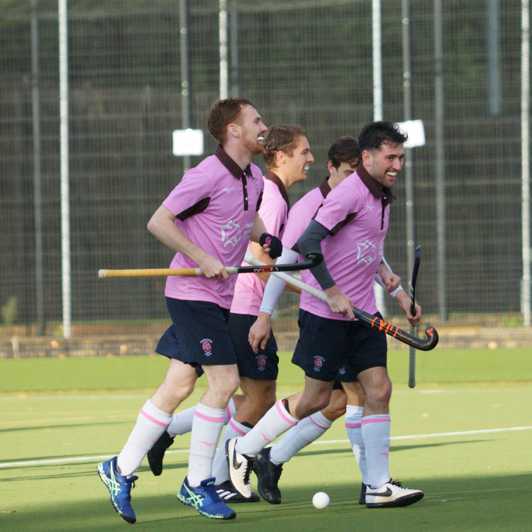 Teddington keep up the pressure on Southgate with their third straight win. Photo: Mark Shepherd.