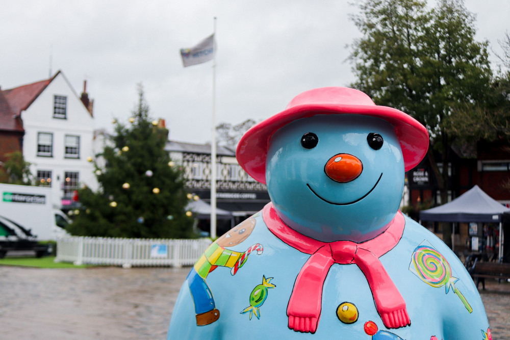 Walking with The Snowman Trail - The Snowman has arrived in Hitchin! 