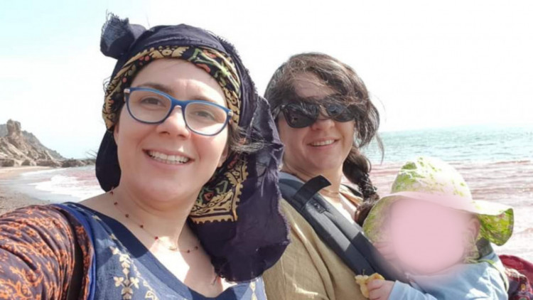 Nessa Armstrong (left) has told how her sister Sara Fereshteh was taken by police from her flat in Tehran in the middle of the night (image supplied)