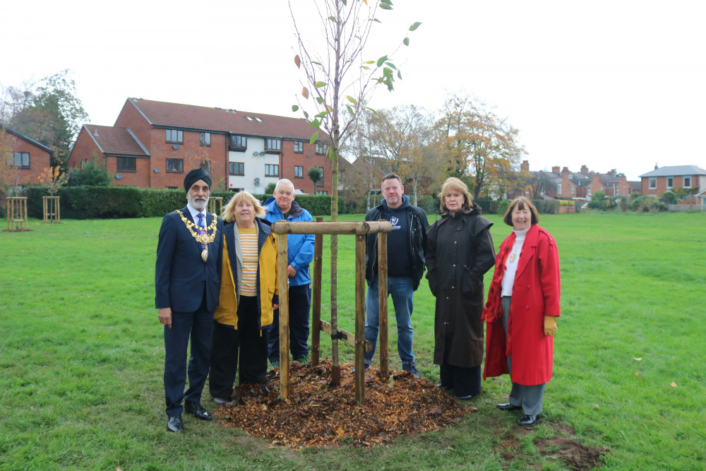 (From left) at St Nicholas Park - Cllr Parminder Singh Birdi (Mayor of Warwick), Cllr Judy Falp (Portfolio Holder, WDC Cllr Noel Butler (Warwick Town Council), Cllr Rich Eddy (Warwick Town Council), Jayne Topham (WTC Clerk), Cllr Sidney Syson (Vice Chair, WDC)