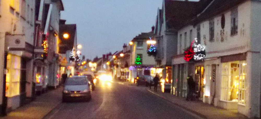 Hadleigh High Street (©NubNews)