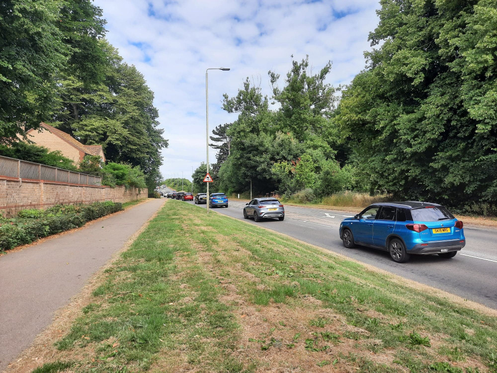 Traffic on the A606 bypass to the north of Oakham