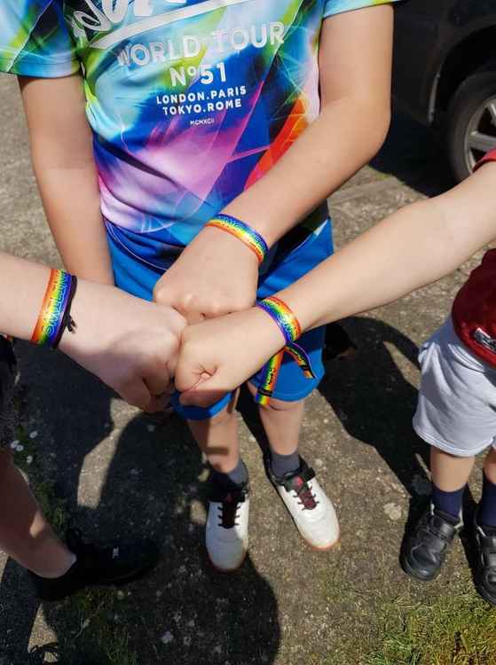 Maldon Carnival lockdown 'Keep Smiling' wristbands went to 700 local schoolchildren