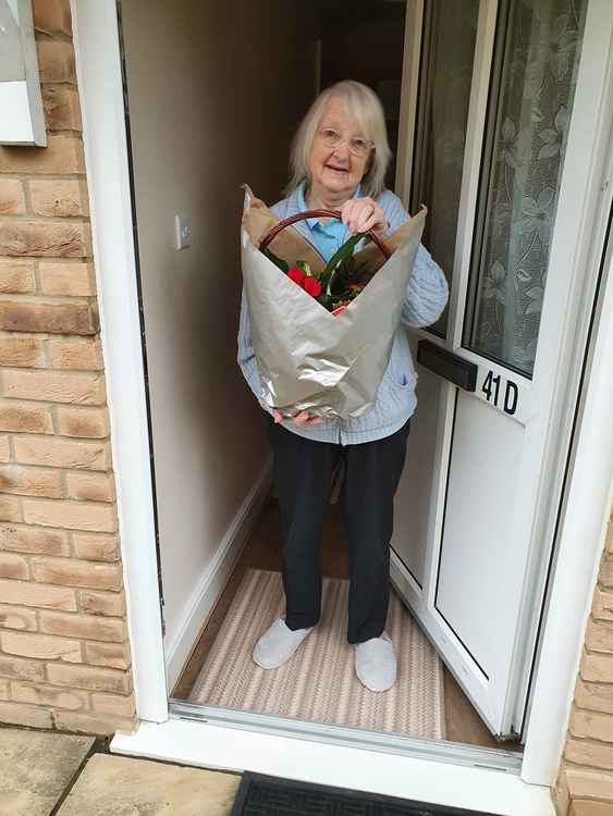 Frances receives her flowers