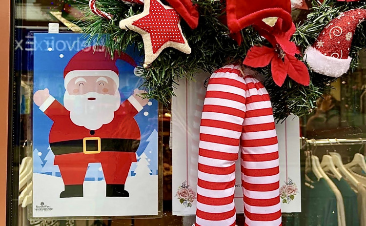 See if you can spot the Santas in Coalville. Photo: North West Leicestershire District Council