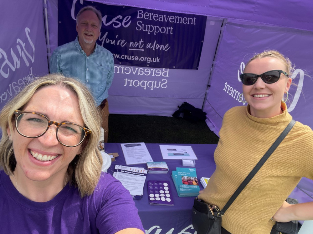 Clare Horrex with Cruse Bereavement colleagues (Credit: Cruse Bereavement) 