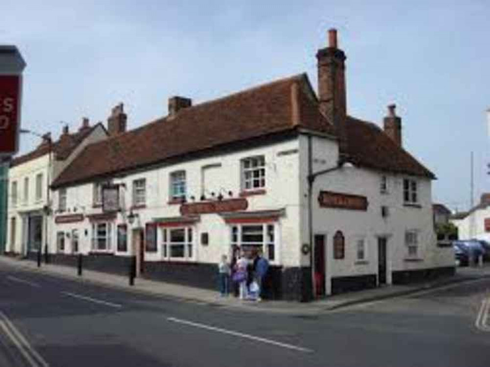 The Rose and Crown pub in Maldon High Street