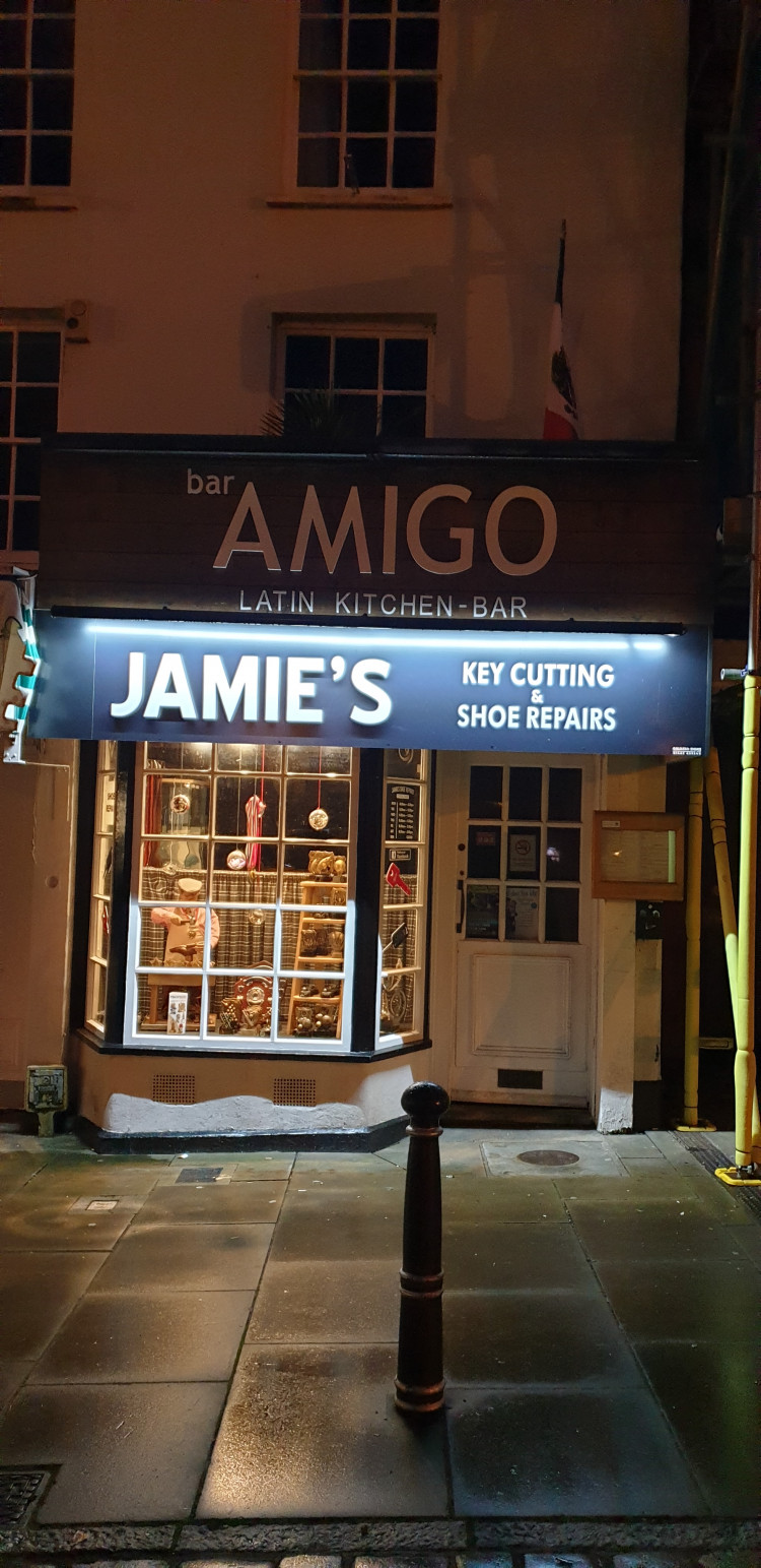 Jamies Shoe Repairs on Hitchin Market Place