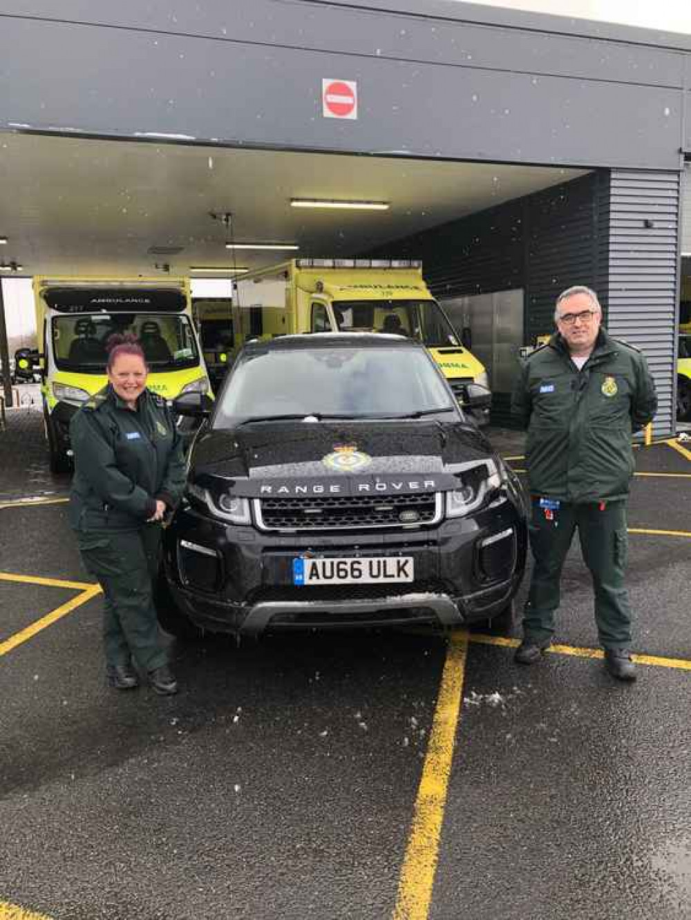 The early intervention vehicle - with paramedics Vanessa Ince and Christopher Booth