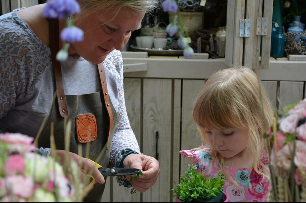  Love is in Nature: Flower Arranging Workshop at Standalone Farm