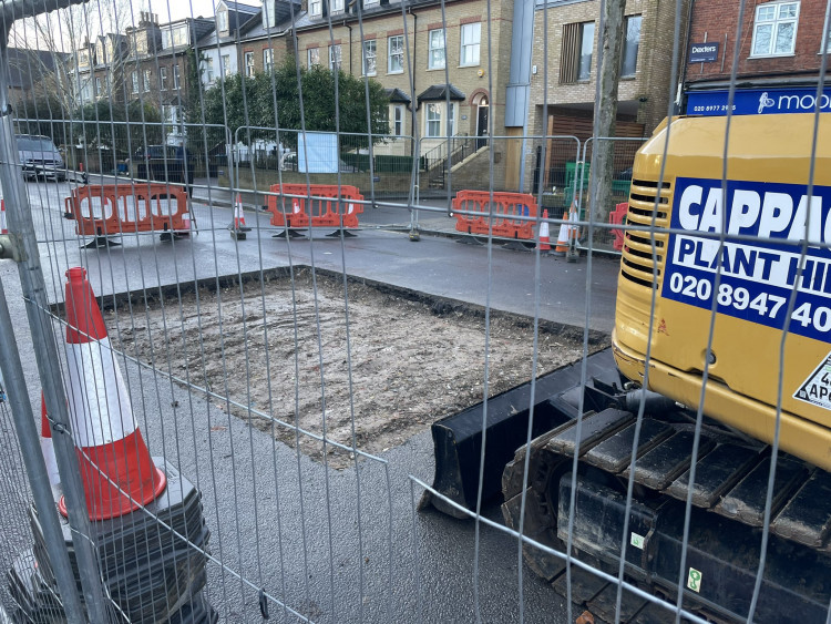 Thames Water has provided an update on when residents can expect Kingston road to reopen (Credit:@EnemyCoastAhead) 