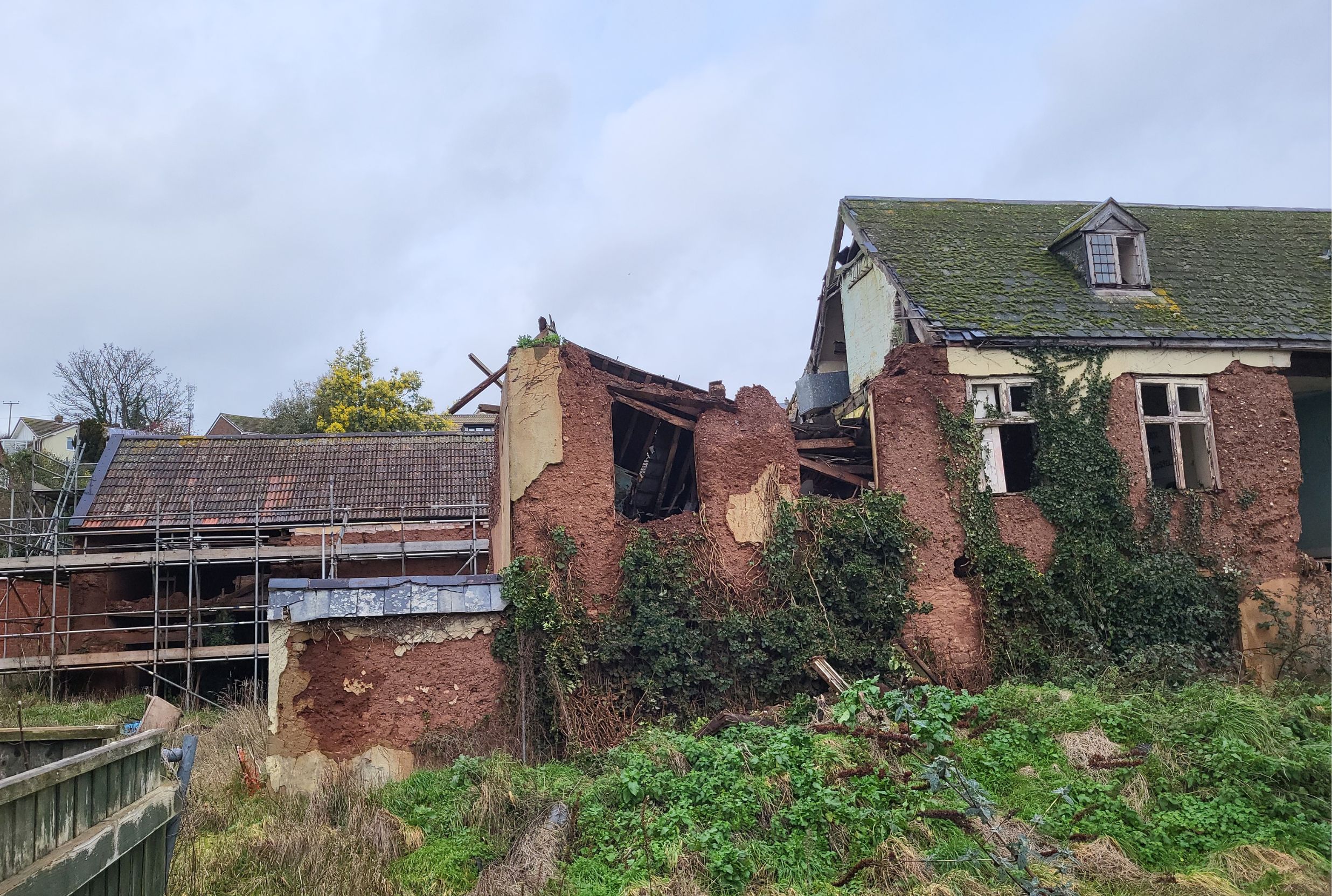 Image showing latest Old Vicarage collapse (Paul Perkin)