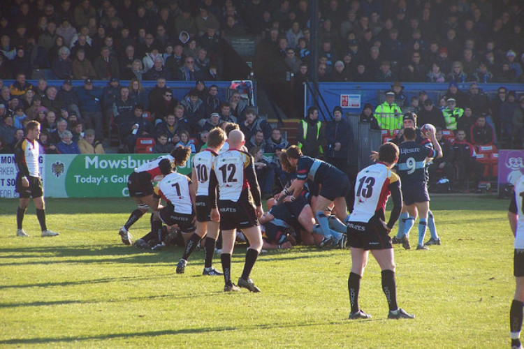 London Scottish struggle after the break in defeat against Bedford Blues. Photo: Dennis Simpson.