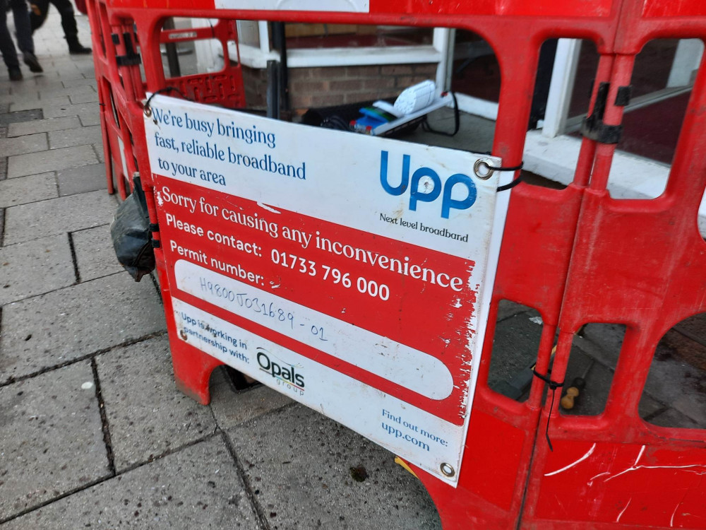 Upp broadband being installed on Oakham High Street.