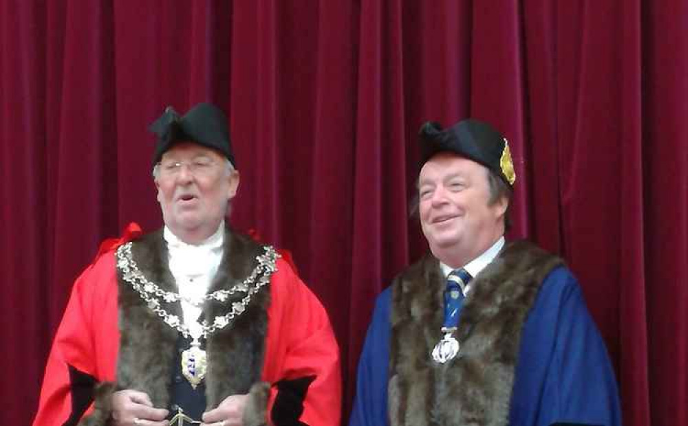 Town Mayor David Ogg with Deputy Mayor Andrew Lay