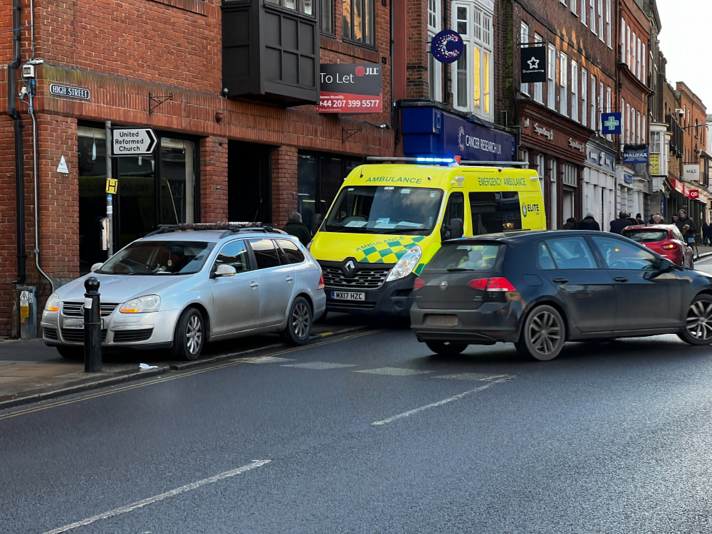 An ambulance and two other vehicles stopped outside Iceland in Maldon High Street. (Photo: Nub News)