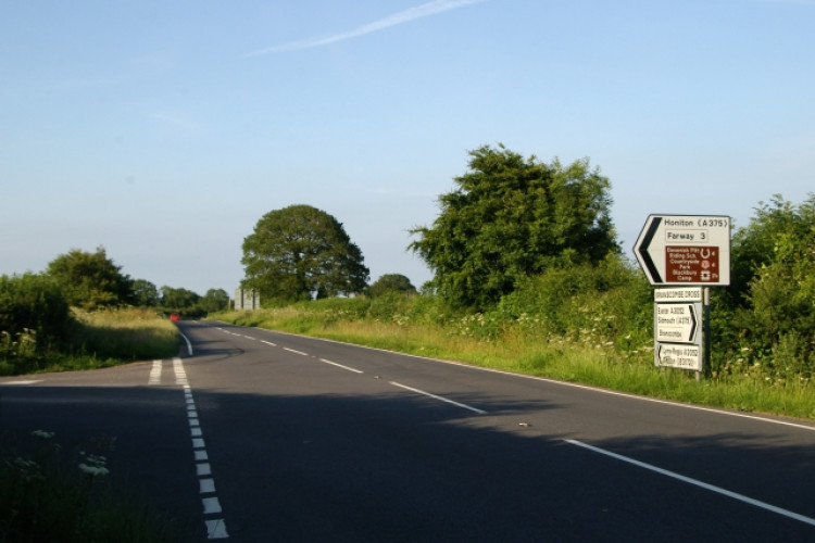 Branscombe Cross, A3052 (cc-by-sa/2.0 - © Kevin Hale - geograph.org.uk/p/195502)