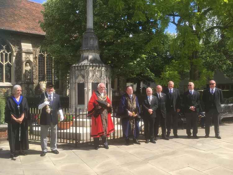 From left to right: Cllr Flo Shaughnessy, Ian Cox, Mayor Cllr David Ogg, Deputy Mayor Cllr Andrew Lay, Cllr Stephen Nunn, Cllr Peter Stilts, Masons Peter Richardson and Andrew Fusher and Cllr Martin Harvey