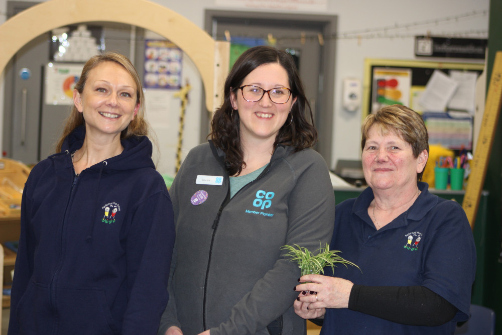 Lisa, Louise and Lindsey. (Image - Alexander Greensmith / Macclesfield Nub News) 