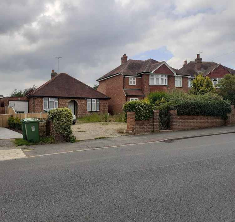 Bungalow on 9 Acacia Drive