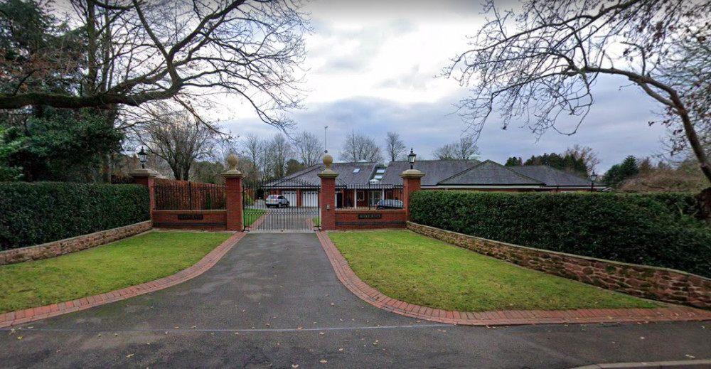 'Hobournes' was marketed for £3.25million at the start of 2019 (image via google.maps)