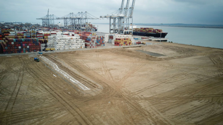 A new berth is being created alongside the existing ones at DP World's London Gateway port