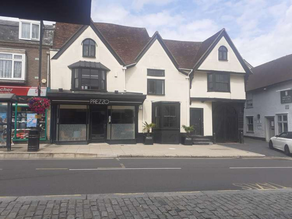 The branch was located on 69 High Street