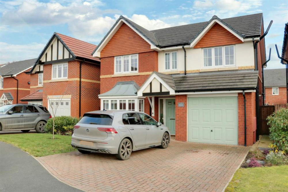 Stunning property for four-bed property for sale in Alsager 