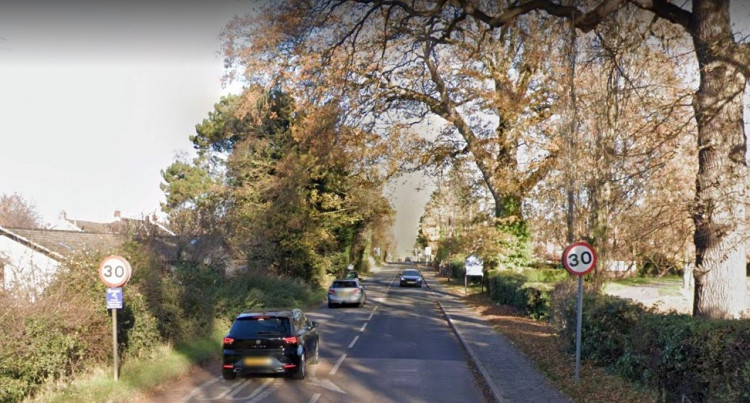 The 30mph speed limit could be moved 240 metres further down Warwick Road (image via google.maps)