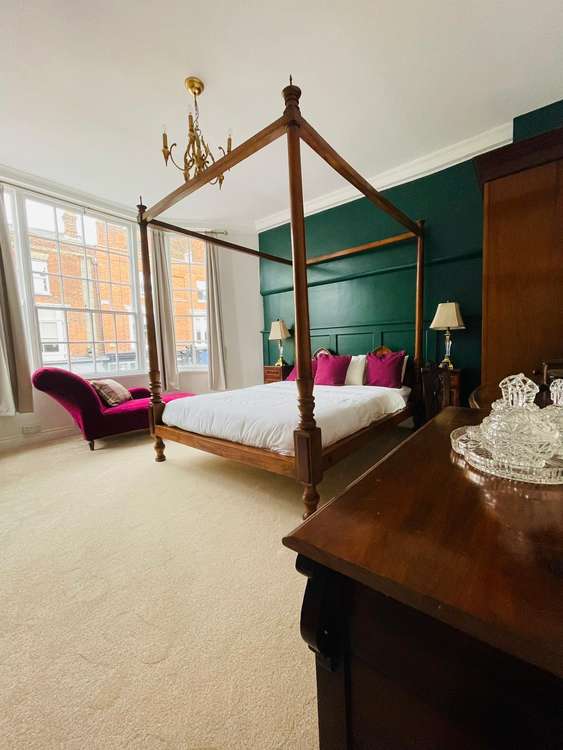 Scroll to view photos of the Bright suite, which is available to guests (Credit: Staycations Maldon)