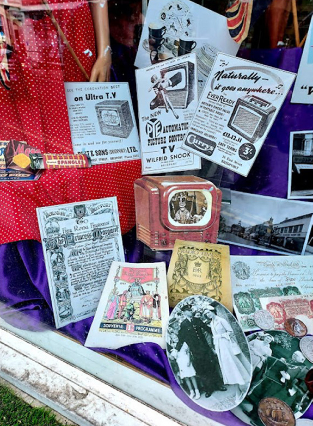 Bridport Heritage Forum is currently collecting 1950s memorabilia 